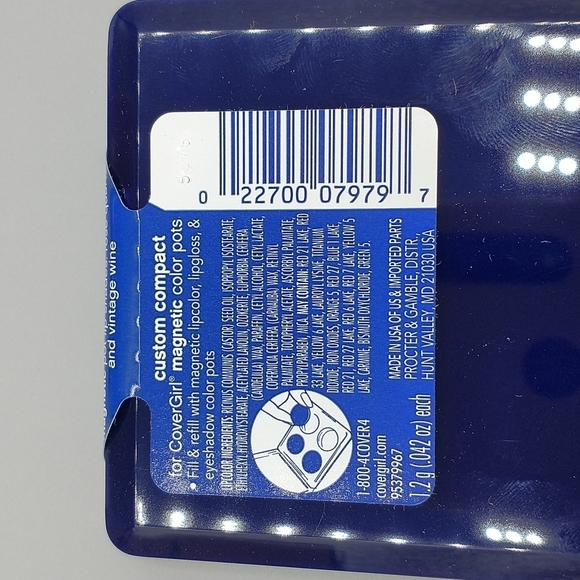 Lot of Covergirl Magnetic Color Pots Starter Kits and Refills - Picture 4 of 5